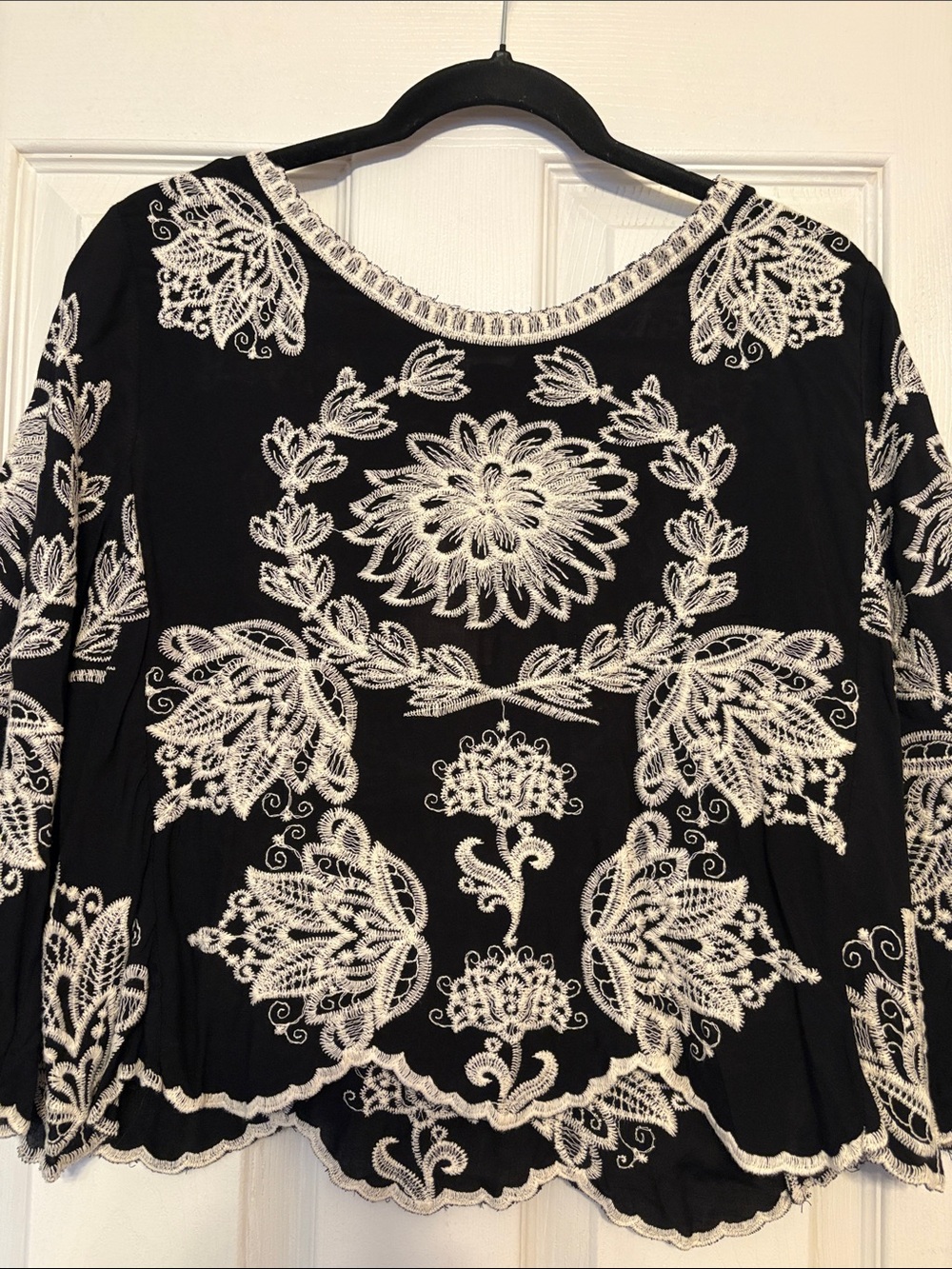 Solitaire Black Top with White Floral Embroidery - Picture 5 of 8